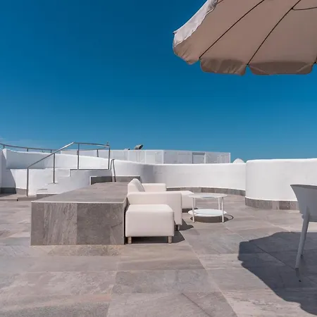 Hotel Agaro