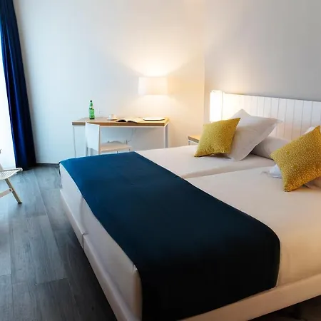 Hotel Agaro