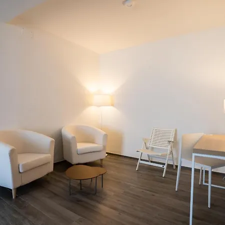 Agaro Hotel