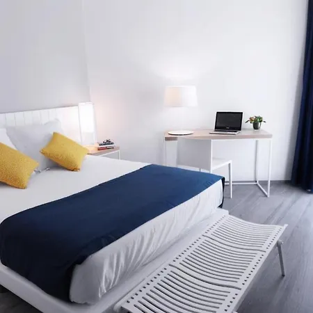 Hotel Agaro