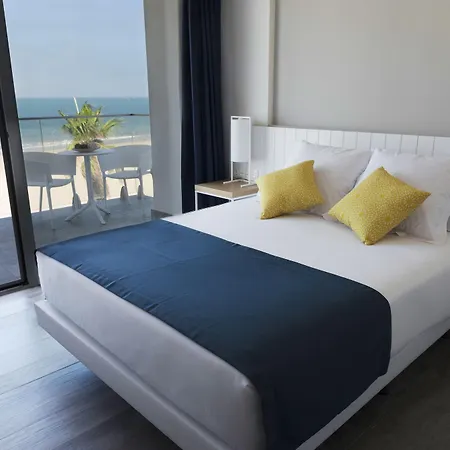 Hotel Agaro 4*